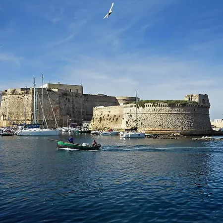 בית הארחה Fontana Greca גאליפולי